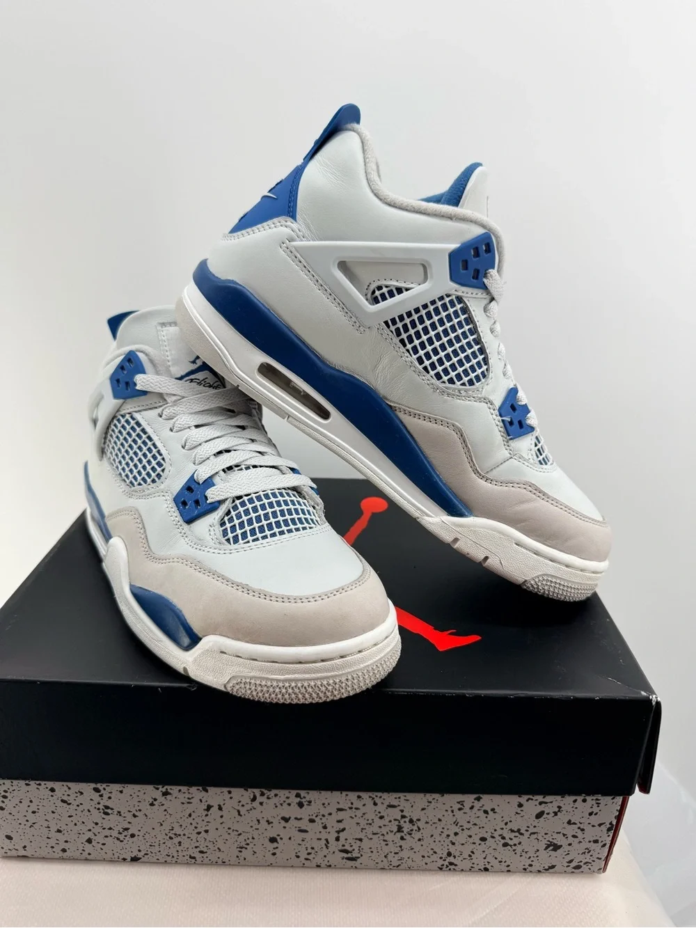 Jordan 4 Military Blue size 6.5Y